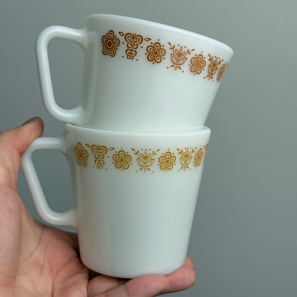 Set of 2 c1972 Pyrex Butterfly Gold 1410 Vintage Milk Glass Mugs